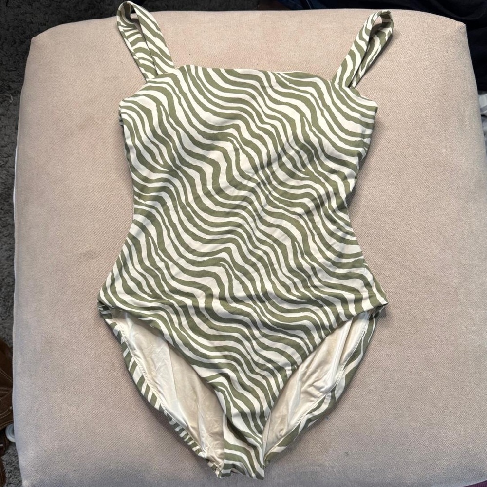 Andie bathing suit